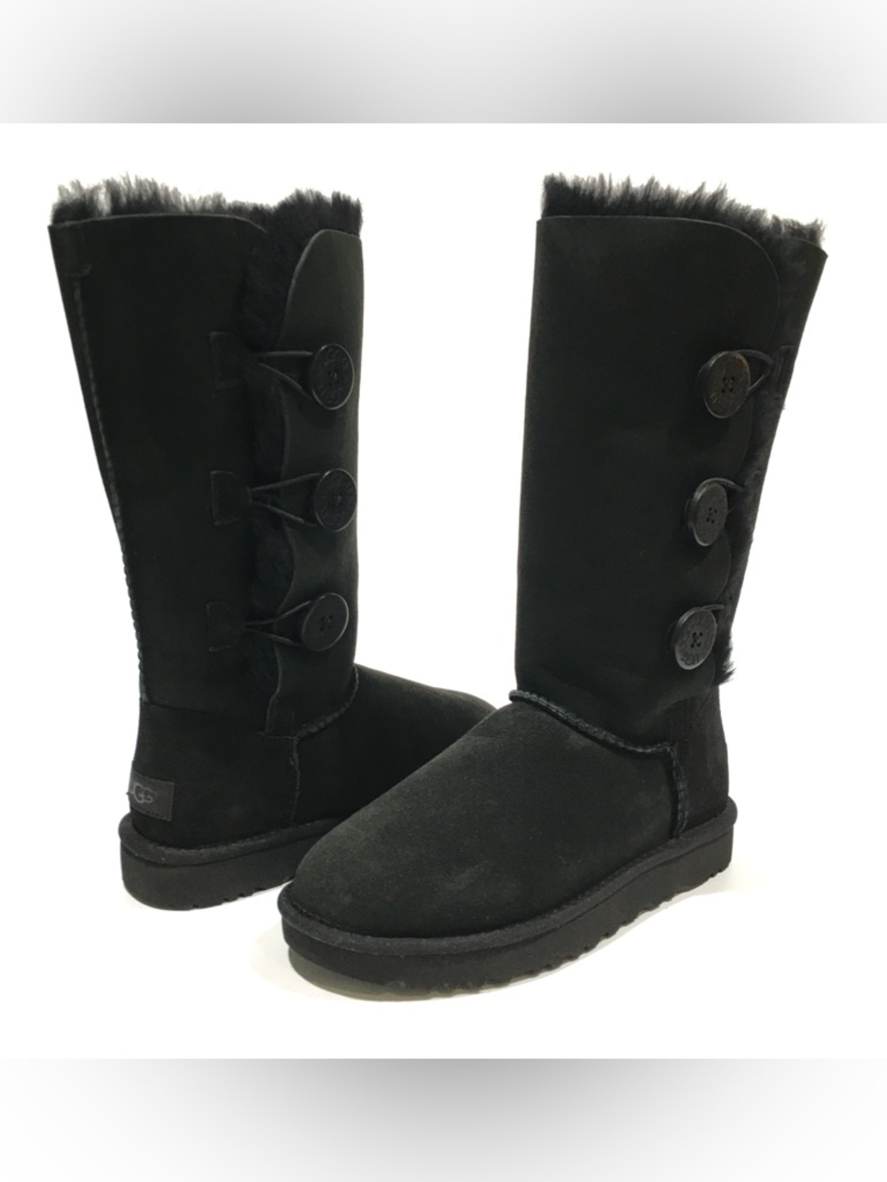 UGG BAILEY BUTTON TRIPLET II BOOTS -BLACK SHEEPSKIN / SUEDE -WOMEN’S US 6 -NEW